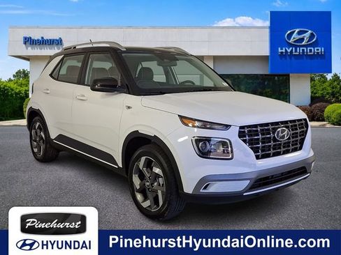 New 2026 Hyundai Venue SEL FWD image 1