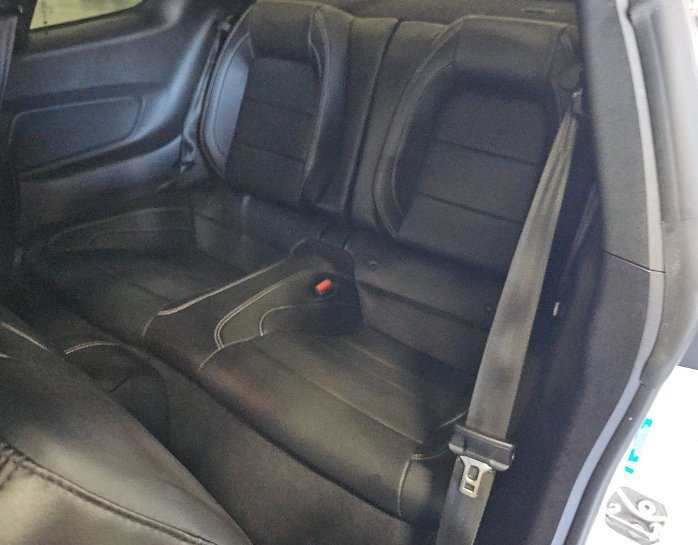 Used 2022 Ford Mustang Shelby GT500 w/ Technology Package RWD image 9