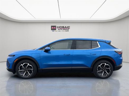 New 2026 Chevrolet Equinox EV LT image 4