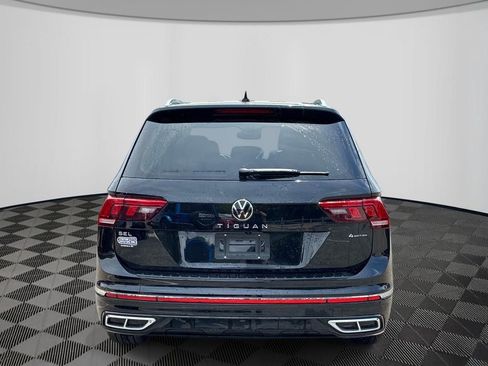 Used 2024 Volkswagen Tiguan SEL R-Line AWD/4WD image 6