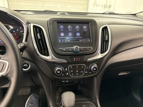 Used 2023 Chevrolet Equinox LT AWD/4WD image 16