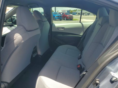 Used 2025 Toyota Corolla SE FWD image 12