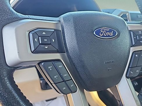 Used 2016 Ford F150 Lariat image 26