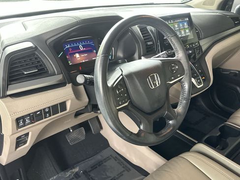 Used 2023 Honda Odyssey EX-L image 13