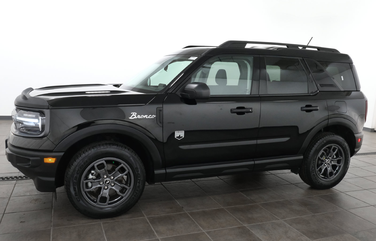 Used 2023 Ford Bronco Sport Big Bend w/ Convenience Package AWD/4WD image 3