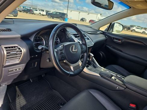 Used 2017 Lexus NX 200t FWD image 12
