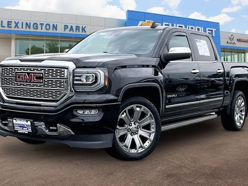 Used 2018 GMC Sierra 1500 Denali w/ Denali Ultimate Package image 11
