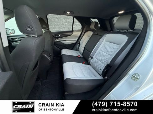 Used 2021 Chevrolet Equinox LS w/ LS Convenience Package FWD image 24