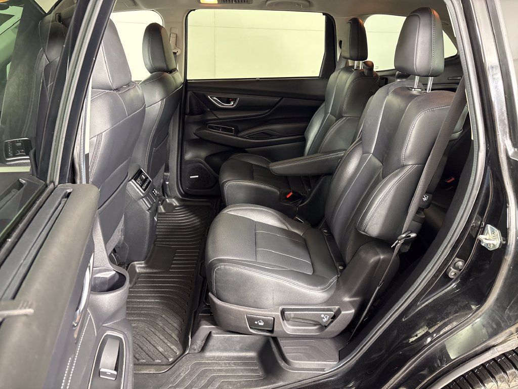 Used 2023 Subaru Ascent Limited w/ Technology Package AWD/4WD image 30