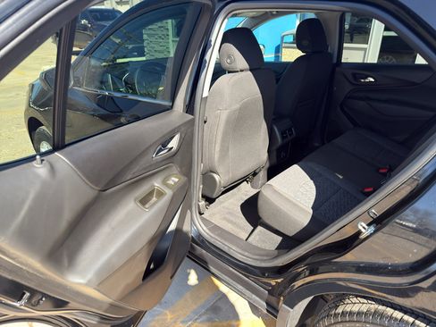 Used 2023 Chevrolet Equinox LT image 13