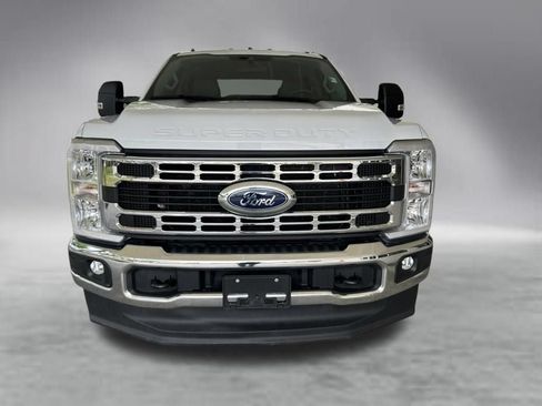 Used 2025 Ford F350 XLT w/ FX4 Off-Road Package AWD/4WD image 12