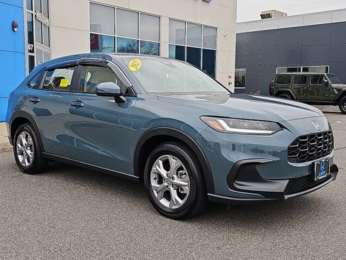 Used 2025 Honda HR-V LX image 3