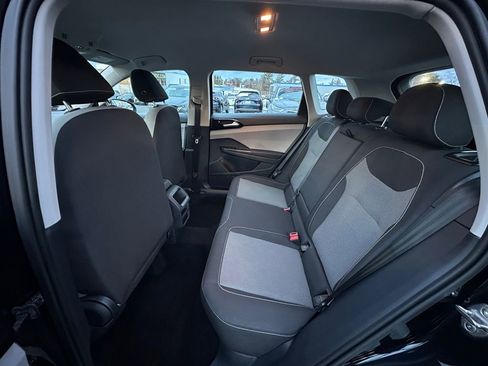 Used 2024 Volkswagen Taos S image 20