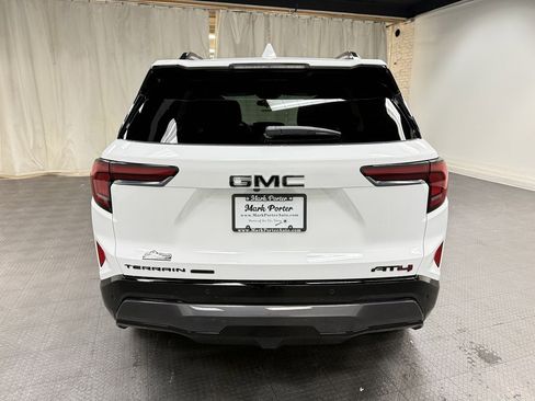 New 2026 GMC Terrain AT4 w/ LPO, Black Badging Package image 4