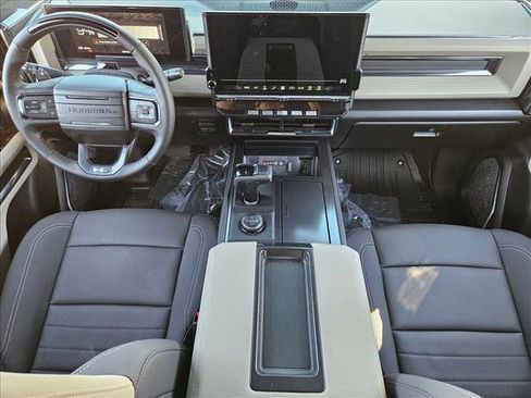 New 2026 GMC Hummer EV SUV image 15