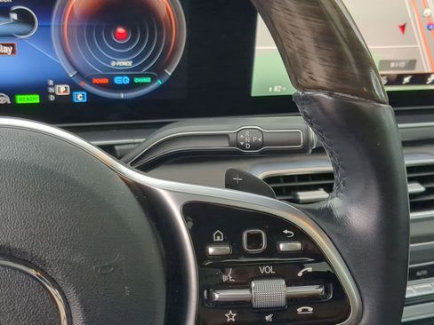 Used 2022 Mercedes-Benz GLS 450 4MATIC image 19