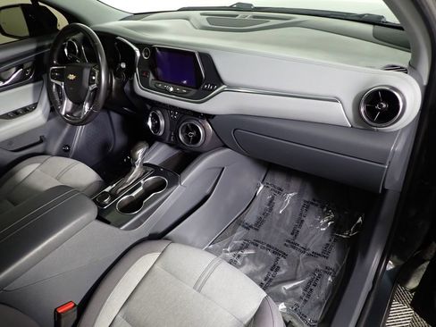 Used 2019 Chevrolet Blazer LT image 42