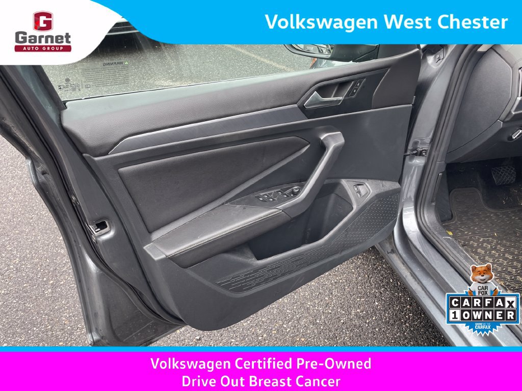 Certified 2024 Volkswagen Jetta SE w/ Panoramic Sunroof Package FWD image 11
