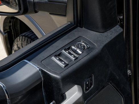 Used 2015 Ford F150 Lariat w/ Equipment Group 502A Luxury image 39