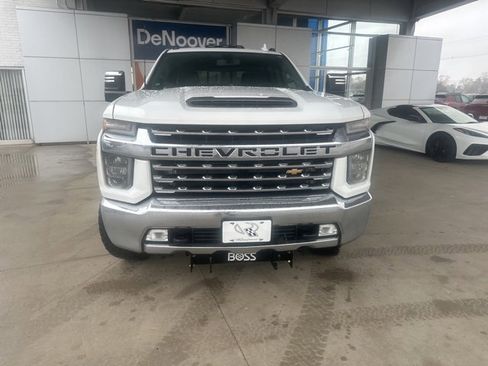 Used 2020 Chevrolet Silverado 3500 LTZ w/ LTZ Convenience Package image 8