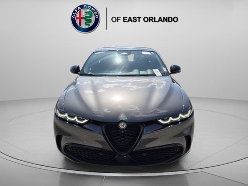 Used 2024 Alfa Romeo Tonale Veloce AWD/4WD image 2