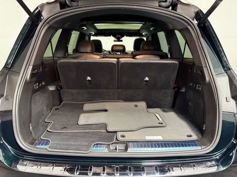 Used 2023 Mercedes-Benz GLS 450 4MATIC image 4