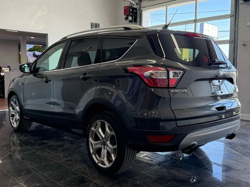 Used 2018 Ford Escape Titanium AWD/4WD image 4