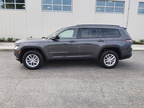 Certified 2025 Jeep Grand Cherokee L Laredo RWD image 6