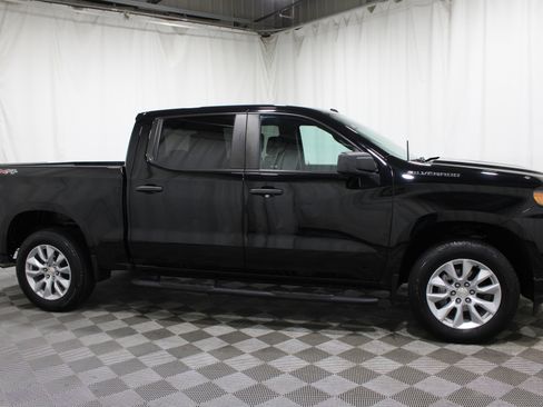 Used 2021 Chevrolet Silverado 1500 Custom image 24