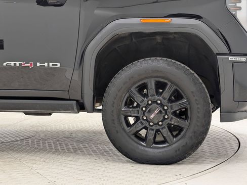 Used 2024 GMC Sierra 2500 AT4 w/ AT4 Premium Plus Package image 12