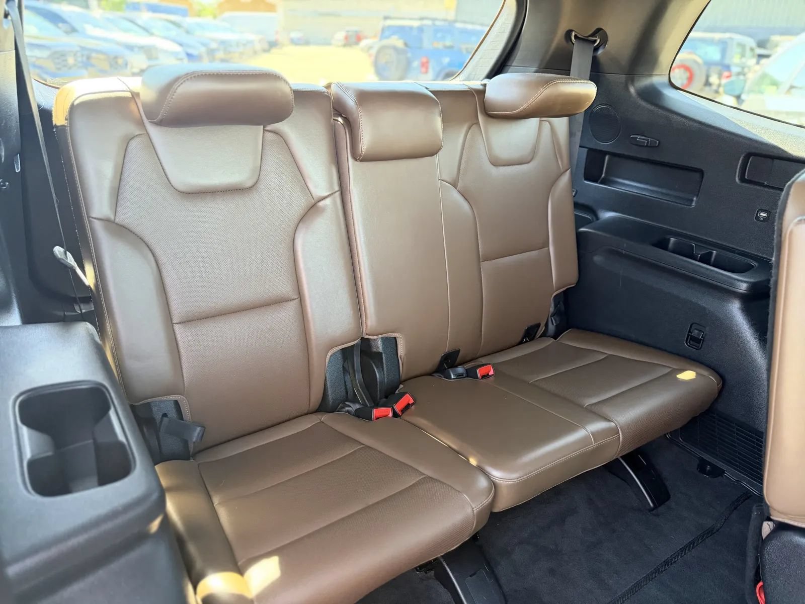 Used 2022 Kia Telluride SX w/ SX Prestige Package AWD/4WD image 19