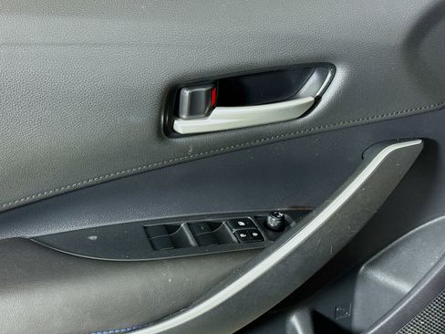 Used 2020 Toyota Corolla SE image 23