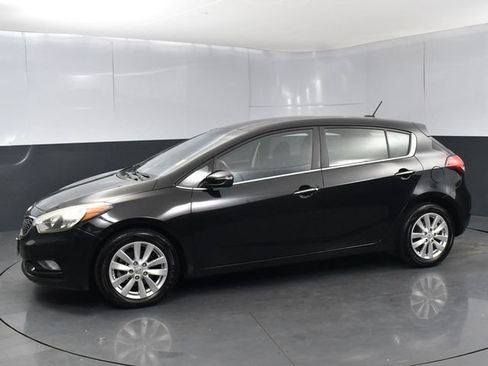 Used 2014 Kia Forte EX w/ Protection Package FWD image 5