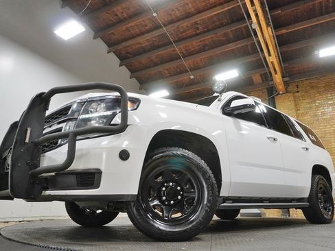 Used 2019 Chevrolet Tahoe 2WD image 3