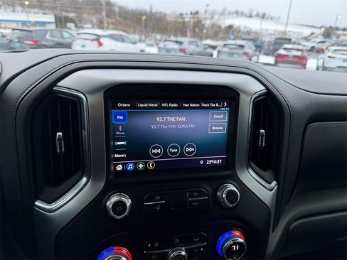 Used 2021 GMC Sierra 1500 Elevation image 17