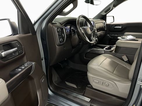 Used 2019 Chevrolet Silverado 1500 LTZ w/ LTZ Plus Package AWD/4WD image 28