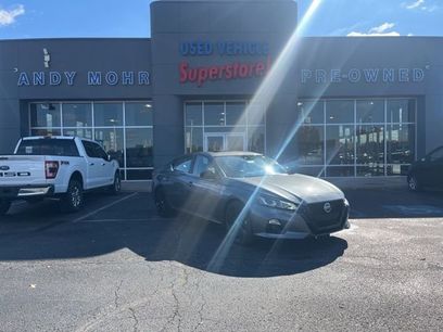 Used 2022 Nissan Altima 2.5 SR w/ Midnight Edition Package