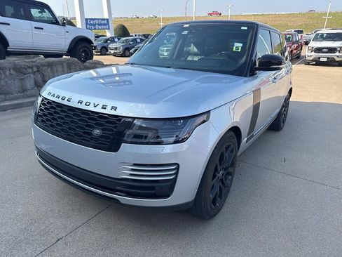 Used 2020 Land Rover Range Rover HSE image 1