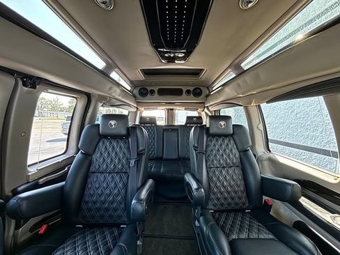 Used 2025 GMC Savana 2500 w/ Driver Convenience Package RWD image 2