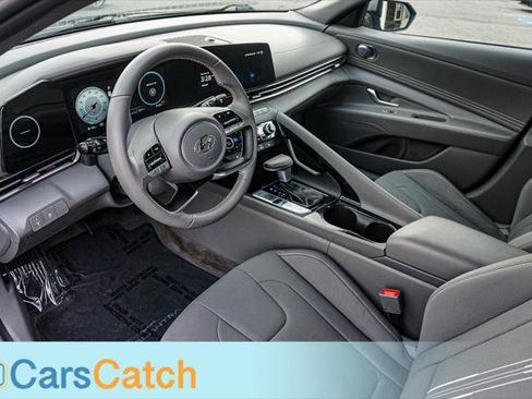 Used 2024 Hyundai Elantra SEL w/ Convenience Package image 18