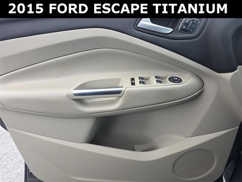 Used 2015 Ford Escape Titanium image 24