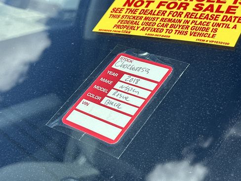 Used 2018 Nissan Rogue SV image 13