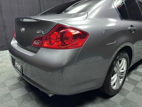 Used 2011 INFINITI G37 x Sedan w/ Premium Pkg image 12