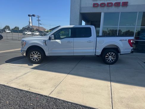 Used 2022 Ford F150 Lariat w/ Trailer Tow Package AWD/4WD image 2