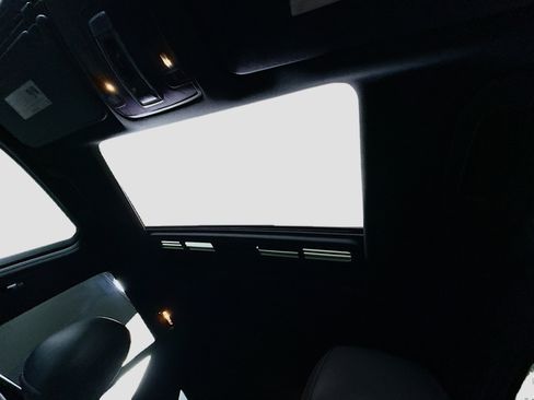 Used 2017 Mercedes-Benz GLE 350 w/ Premium 1 Package image 41