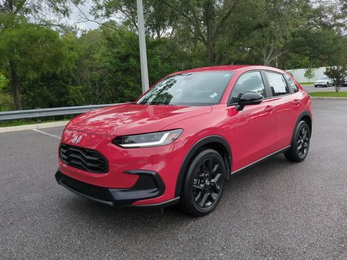 Certified 2024 Honda HR-V Sport image 1