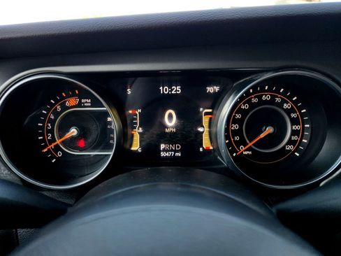 Used 2021 Jeep Wrangler Unlimited Sport image 13