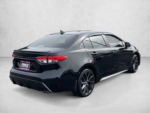 Certified 2025 Toyota Corolla SE image 5