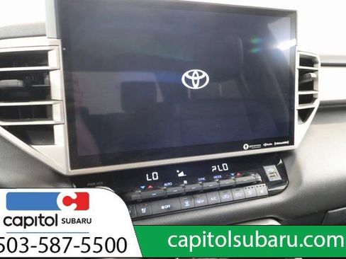 Used 2023 Hyundai Kona SE w/ Cargo Package FWD image 20