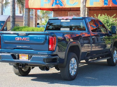Used 2020 GMC Sierra 3500 Denali w/ Denali Ultimate Package image 10